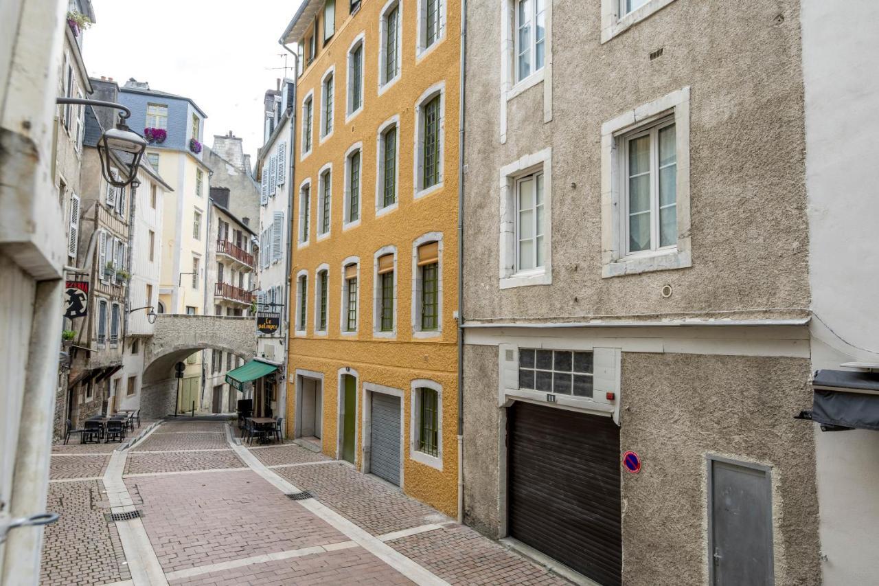 Quartier Du Chateau, Superbe Appartement Avec Parking Pau Ngoại thất bức ảnh