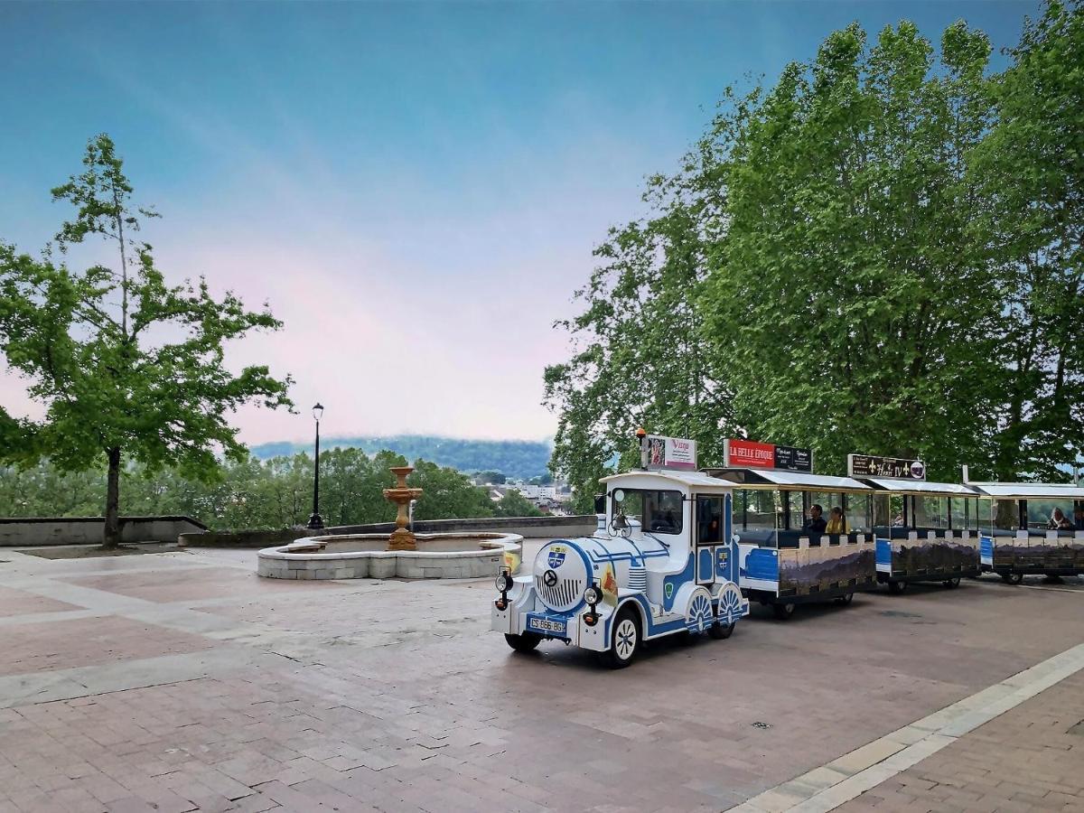 Quartier Du Chateau, Superbe Appartement Avec Parking Pau Ngoại thất bức ảnh